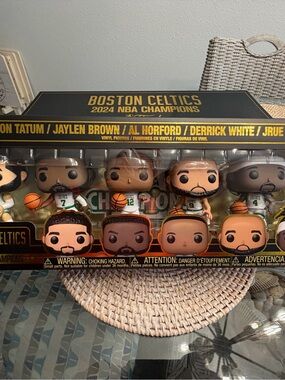Funko Boston Celtics 2024 NBA Champions Vinyl Figure Set - Green & White